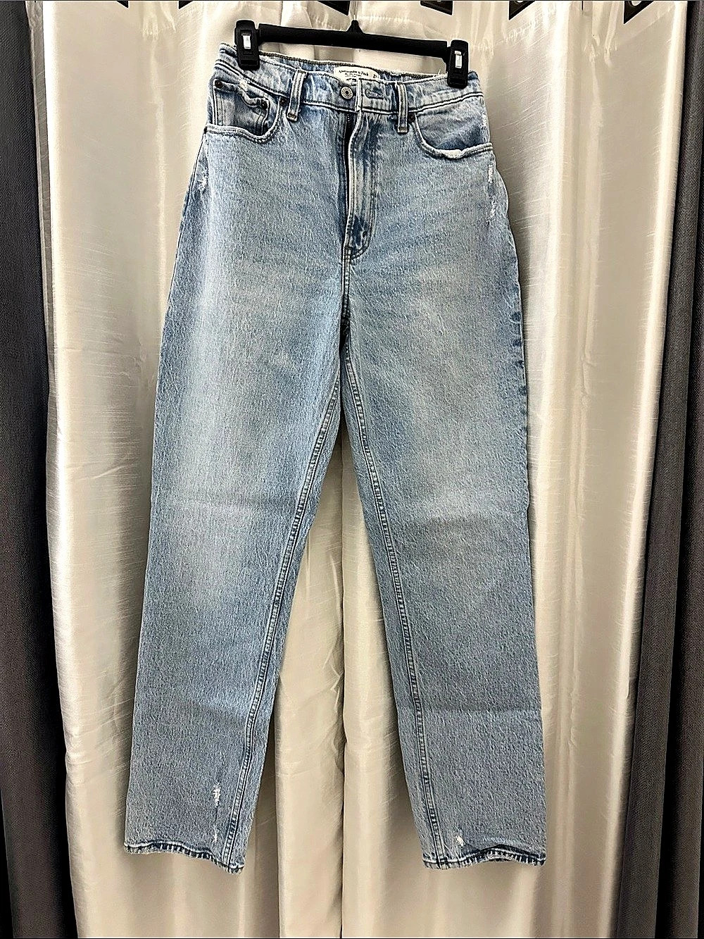 Abercrombie & Fitch The '90s Straight Ultra High Rise Jeans Blue 27 4L